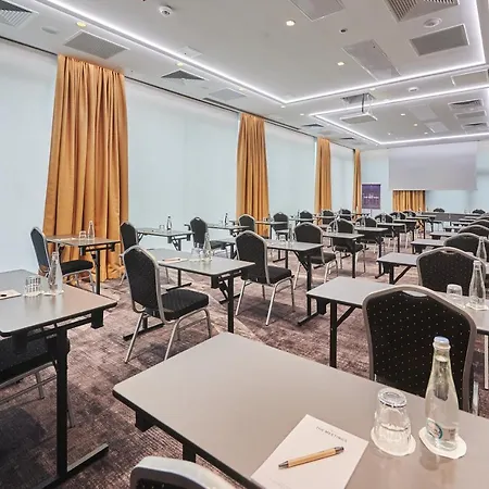 Stay Inn Hotel Warszawa Varşova