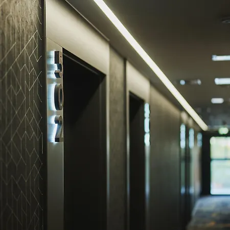 Otel Stay Inn Hotel Warszawa Varşova