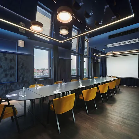 Stay Inn Hotel Warszawa מלון 4*