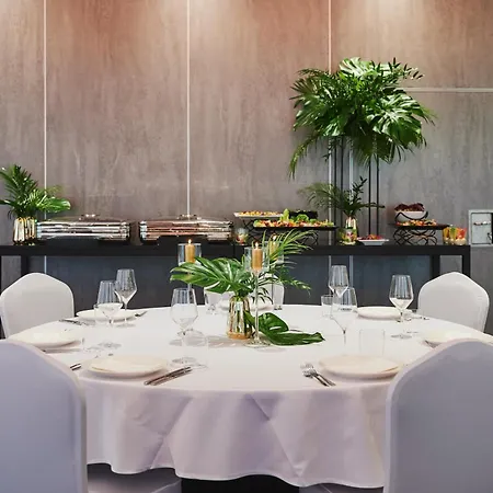 Stay Inn Hotel Warszawa מלון
